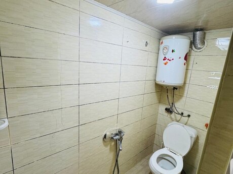1 otaqlı həyət evi/bağ evi - Nizami m. - 21 m²