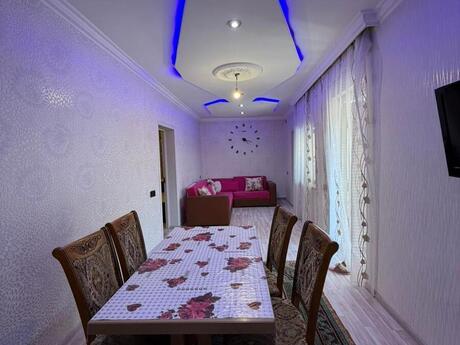2 otaqlı həyət evi/bağ evi - Azadlıq Prospekti m. - 80 m²