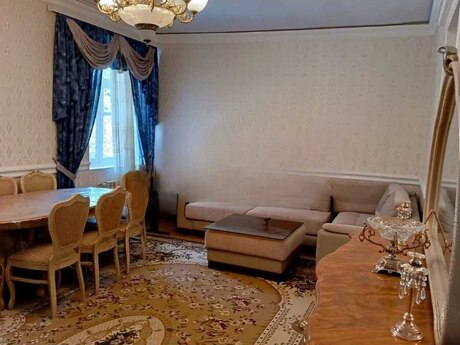 Elan №6135136 - Bakı, Nəsimi m., 3 otaqlı, 120 m²