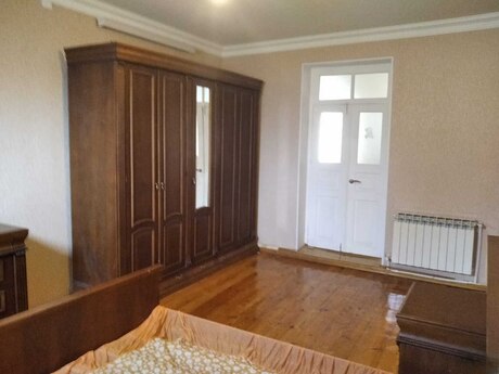 3 otaqlı həyət evi/bağ evi - Nəsimi m. - 120 m²