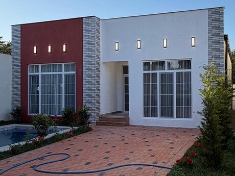 4 otaqlı həyət evi/bağ evi - Şüvəlan q. - 160 m²