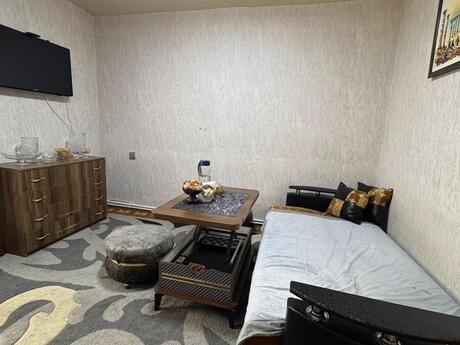2 otaqlı köhnə tikili - Xətai r. - 32 m²