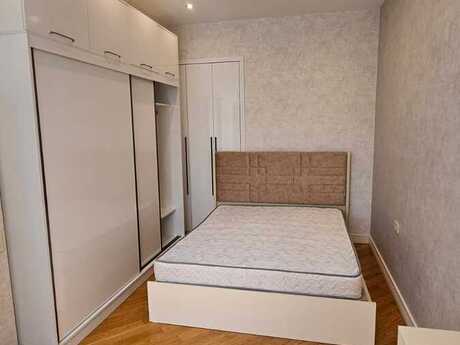 3 otaqlı yeni tikili - Bakıxanov q. - 80 m²