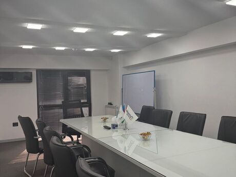 7 otaqlı ofis - Memar Əcəmi m. - 165 m²