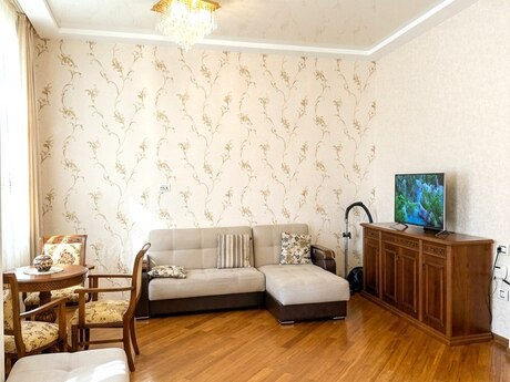 2 otaqlı yeni tikili - Elmlər Akademiyası m. - 85 m²