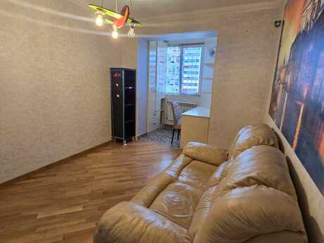 4 otaqlı köhnə tikili - Nəsimi m. - 112 m²