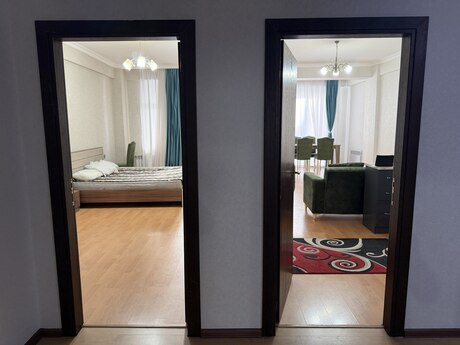 2 otaqlı yeni tikili - Gənclik m. - 96 m²