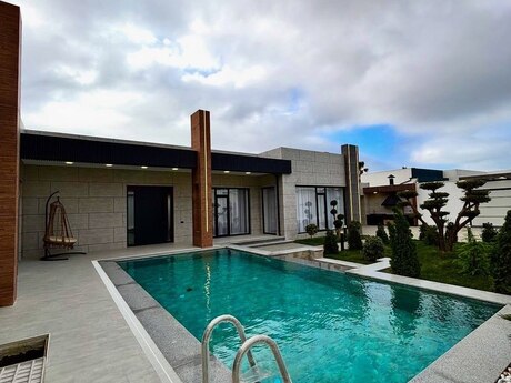 4 otaqlı həyət evi/bağ evi - Mərdəkan q. - 250 m²
