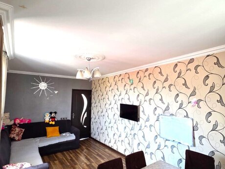 2-комн. вторичка - пос. Бакиханова - 55 м²