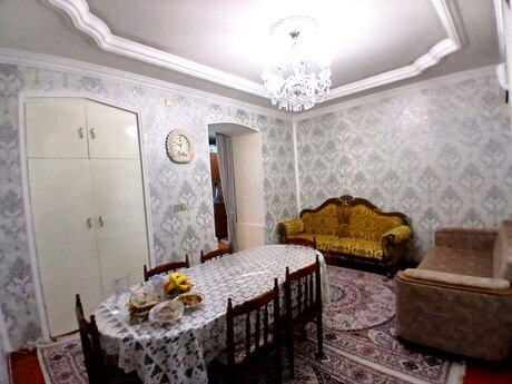 2 otaqlı köhnə tikili - Gənclik m. - 40 m²