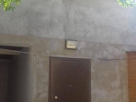 2 otaqlı həyət evi/bağ evi - Avtovağzal m. - 70 m²