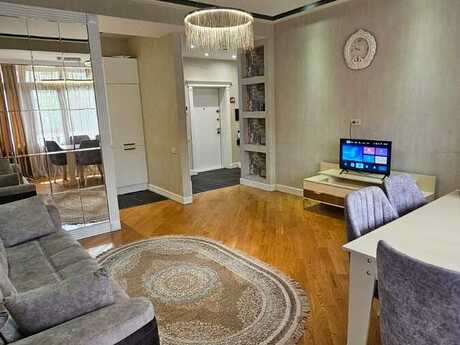 3 otaqlı yeni tikili - Bakıxanov q. - 80 m²