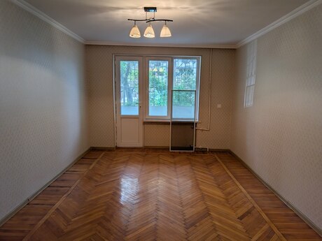 3 otaqlı köhnə tikili - Binəqədi r. - 60 m²