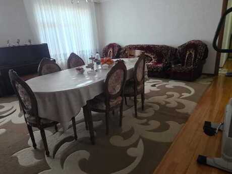 5 otaqlı köhnə tikili - Köhnə Günəşli q. - 120 m²