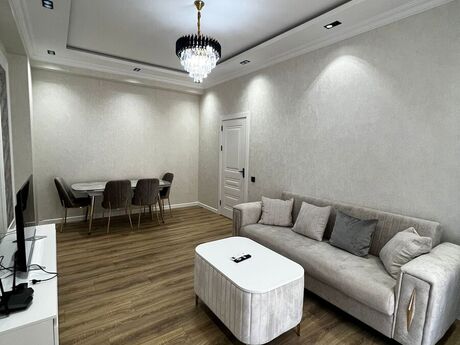 2-комн. новостройка - м. Кара Караев - 75 м²