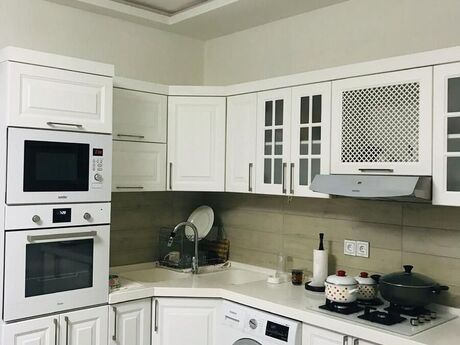 3 otaqlı yeni tikili - Şah İsmayıl Xətai m. - 100 m²