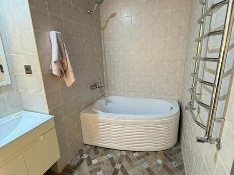3 otaqlı yeni tikili - Nəsimi r. - 125 m²