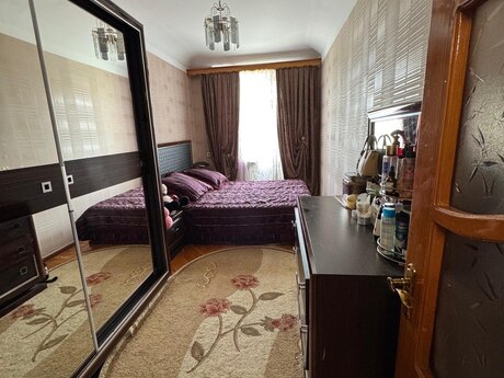 3 otaqlı köhnə tikili - Neftçilər m. - 47 m²