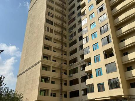 3 otaqlı yeni tikili - Qara Qarayev m. - 126.5 m²