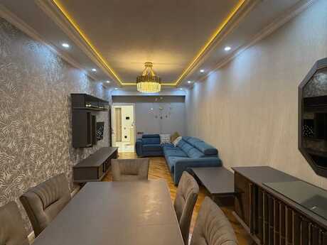 2-комн. новостройка - Хатаинский р. - 64 м²