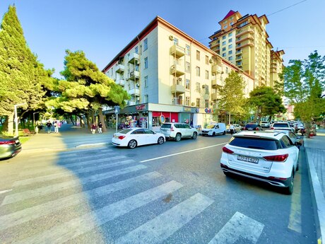 Объявление №6135299 - Баку, м. Кара Караев, 3-комн., 85 м², 4/5 этаж