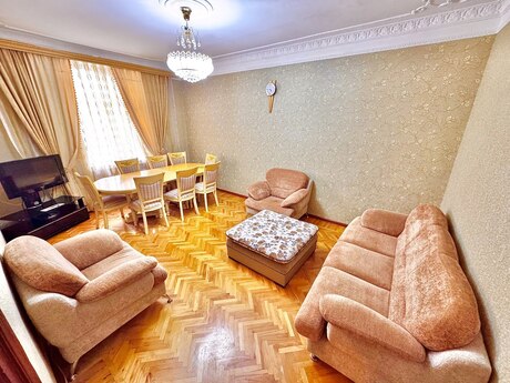 3 otaqlı köhnə tikili - Qara Qarayev m. - 85 m²