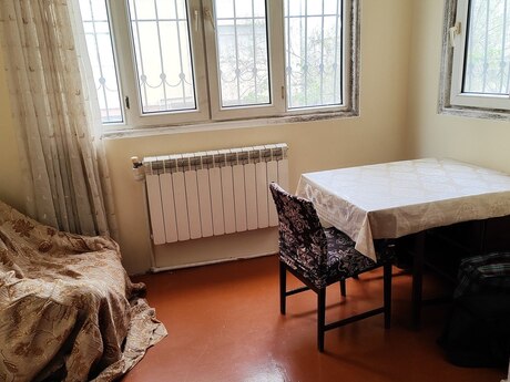 3 otaqlı köhnə tikili - İnşaatçılar m. - 75 m²
