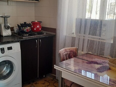 3 otaqlı həyət evi/bağ evi - Buzovna q. - 100 m²