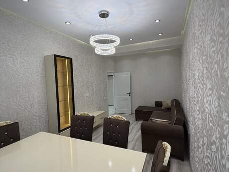 2-комн. новостройка - м. 20 января - 80 м²