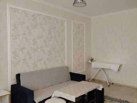 2 otaqlı köhnə tikili - Memar Əcəmi m. - 40 m²