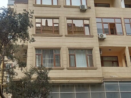 3 otaqlı yeni tikili - Nəsimi r. - 148 m²