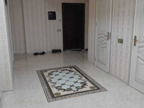 Elan №6135447 - Bakı, Yeni Yasamal q., 3 otaqlı, 132 m², 16/16 mərtəbə