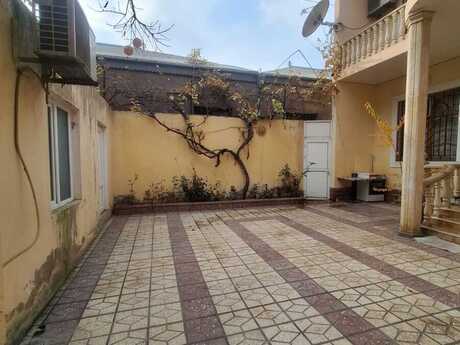 6 otaqlı həyət evi/bağ evi - Nəriman Nərimanov m. - 250 m²