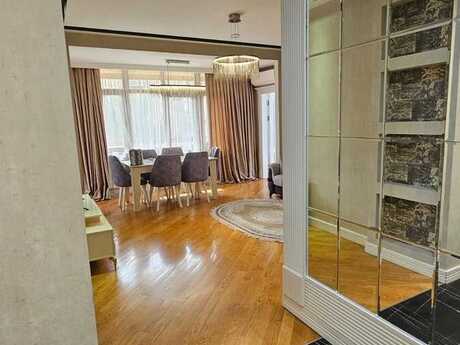 3 otaqlı yeni tikili - Bakıxanov q. - 80 m²