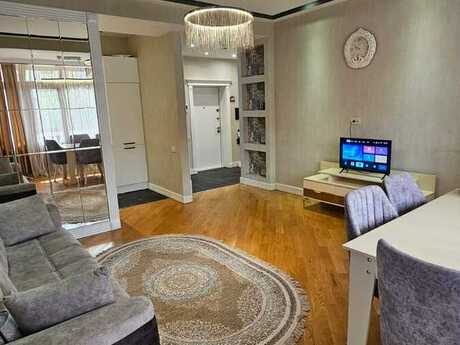 3 otaqlı yeni tikili - Bakıxanov q. - 80 m²