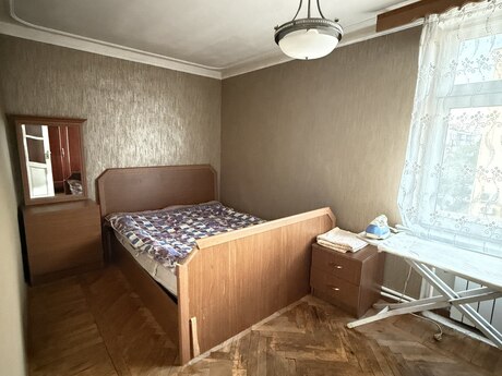 2 otaqlı köhnə tikili - Şah İsmayıl Xətai m. - 48 m²