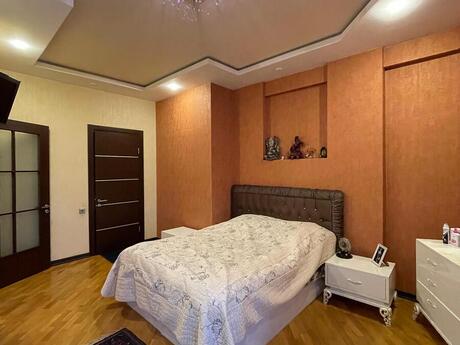 4 otaqlı yeni tikili - Nəsimi r. - 195 m²