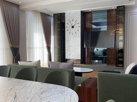4 otaqlı yeni tikili - Nəsimi r. - 180 m²