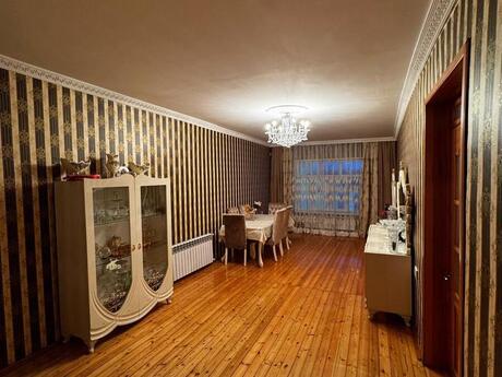 6 otaqlı həyət evi/bağ evi - Qaraçuxur q. - 170 m²
