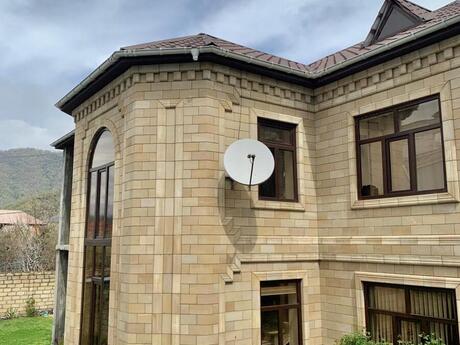 8 otaqlı həyət evi/bağ evi - Zaqatala - 404 m²
