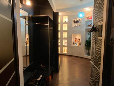 3 otaqlı yeni tikili - İnşaatçılar m. - 131 m²