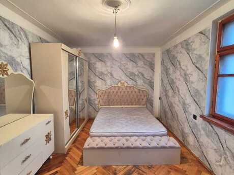 1 otaqlı köhnə tikili - Elmlər Akademiyası m. - 32 m²
