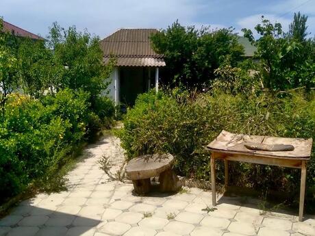 3 otaqlı həyət evi/bağ evi - Buzovna q. - 60 m²