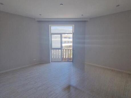 5 otaqlı ofis - Ağ şəhər q. - 150 m²