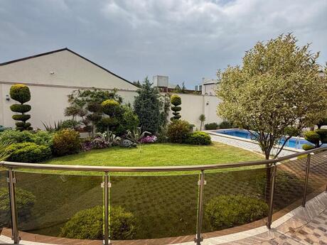4 otaqlı həyət evi/bağ evi - Mərdəkan q. - 190 m²