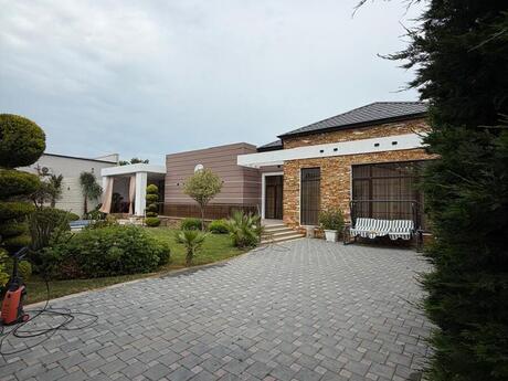 4 otaqlı həyət evi/bağ evi - Mərdəkan q. - 190 m²