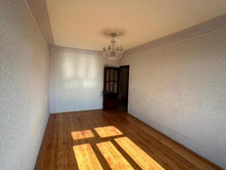 2 otaqlı köhnə tikili - Yeni Günəşli q. - 60 m²