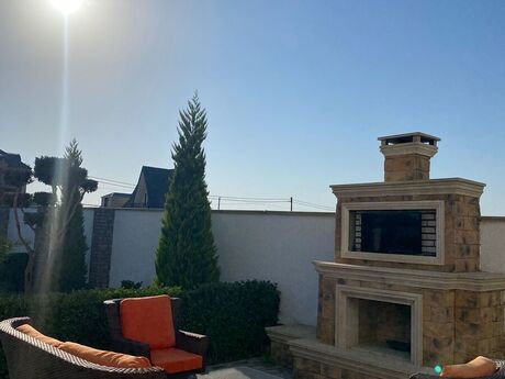 5 otaqlı həyət evi/bağ evi - Mərdəkan q. - 260 m²