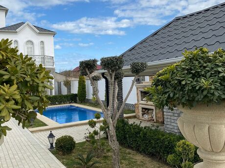 5 otaqlı həyət evi/bağ evi - Mərdəkan q. - 260 m²