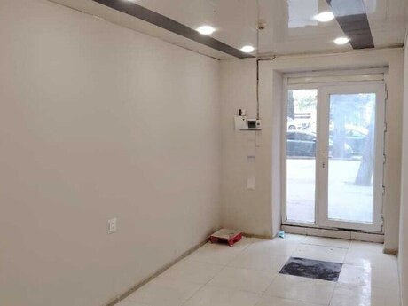 Obyekt - İnşaatçılar m. - 65 m²